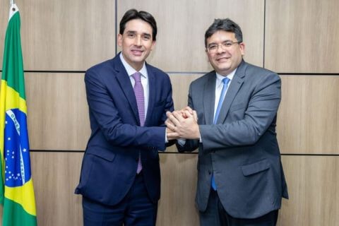 Governador discute parceria para integração entre o Porto do Piauí e o Porto de Santos em reunião com Ministro